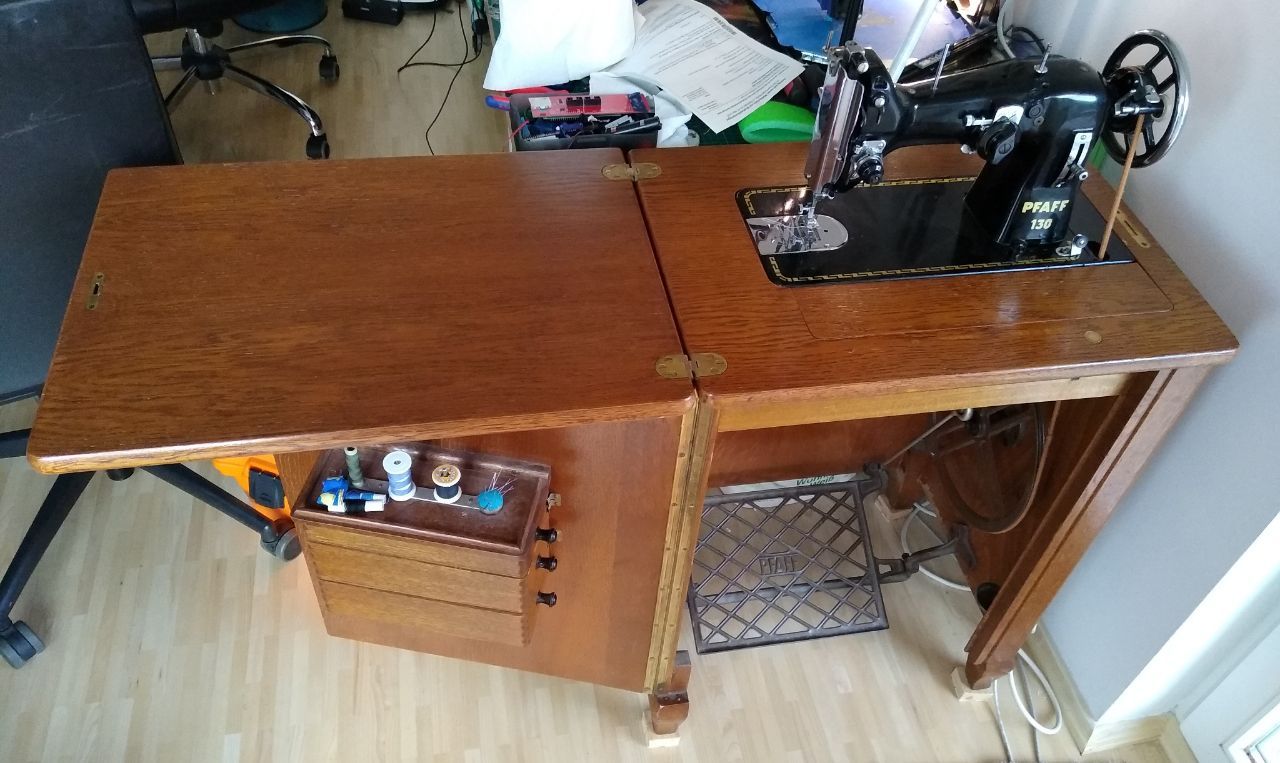 Pfaff 130 image 2